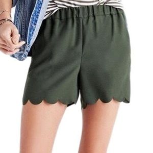 ⭐️Madewell Green Scalloped Shorts